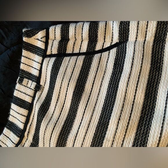 Elle shirts  - Picture 3 of 6